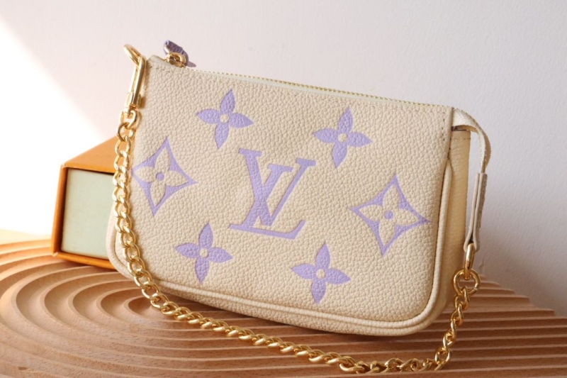 LV Clutch Bags